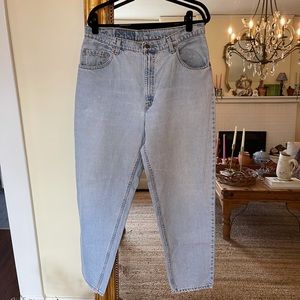 Amazing vintage light wash Levis!